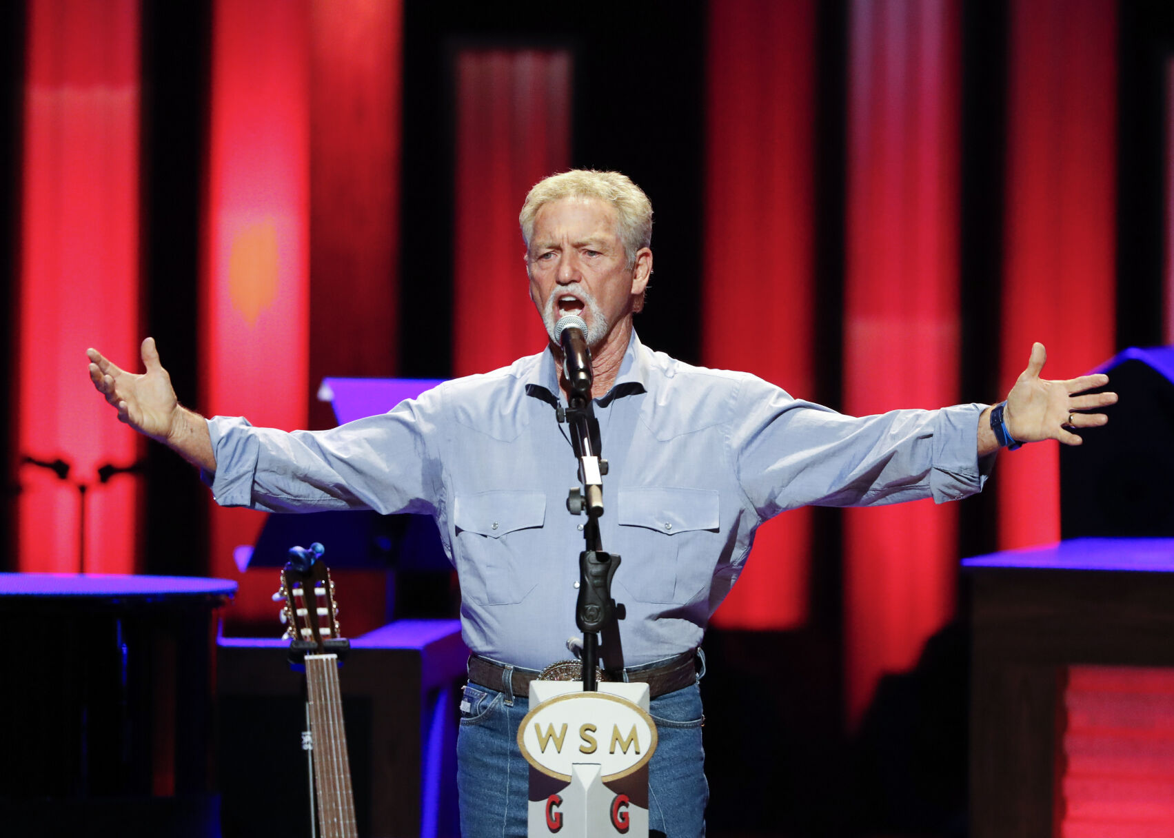 Larry Gatlin